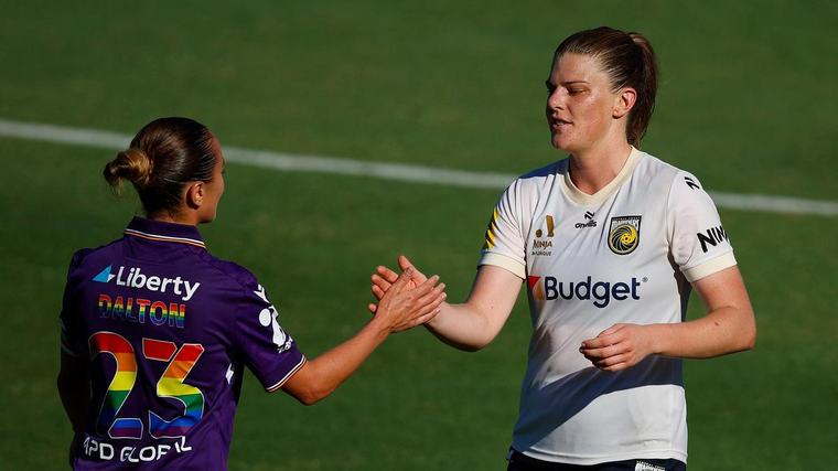 A-League Women: Perth Glory sign WA local and former Central Coast Mariners defender Baxter Thew