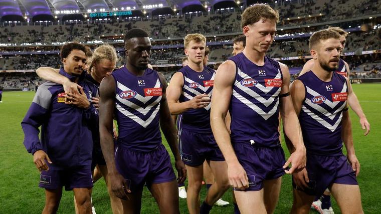 Fremantle Dockers to block out the noise as they look to recover from Hawthorn ambush