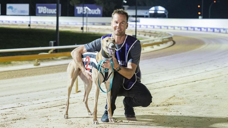 Intimidation bullies rivals on way to victory in Express Stakes heat