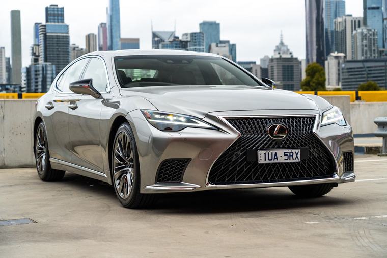 Lexus kills more petrol-only models in Australia