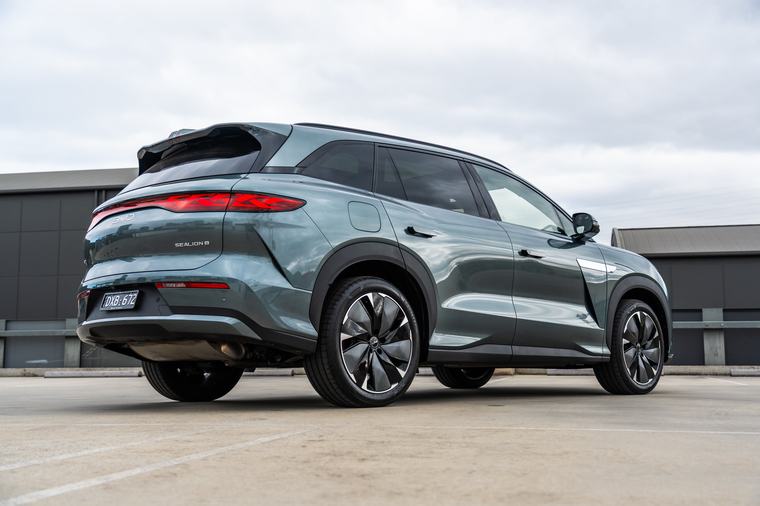 2027 BYD Sealion 8 review