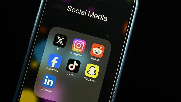 Labor plots crackdown with beefed-up social media laws