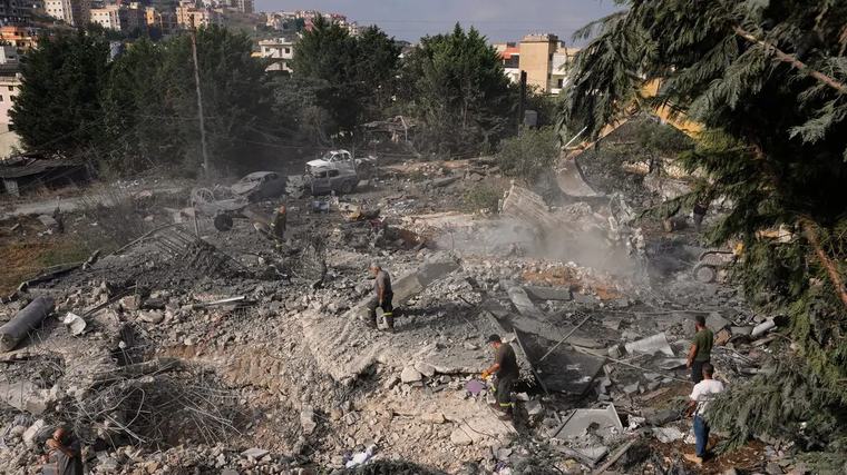 Middle East latest: Eleven killed in Israeli strikes in southern Lebanon