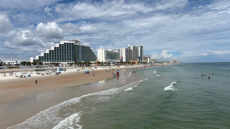 Daytona Beach Still Runs on Sand, Speedways and Bike Rallies as Safety Debates and Fall Crowds Build