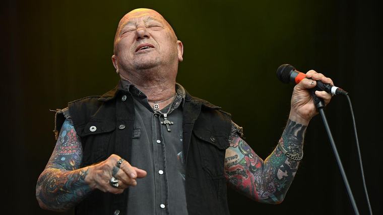 Rose Tattoo frontman Angry Anderson suffers cardiac arrest