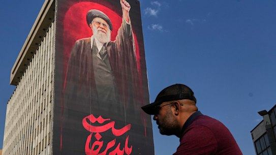 US strikes Iranian targets in first attacks in weeks, Tehran retaliates