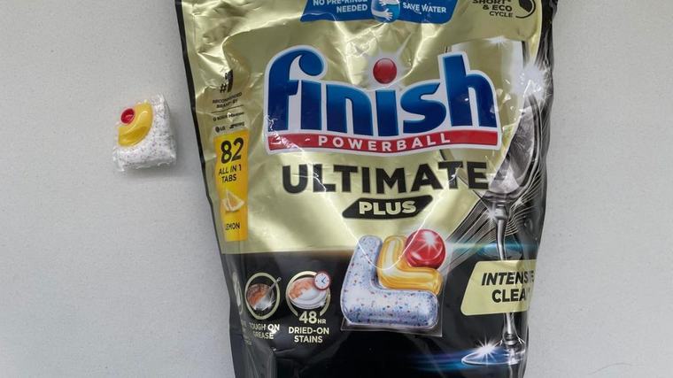 Thousands of shoppers rush to snap up Finish dishwashing tablets as they drop to below half price